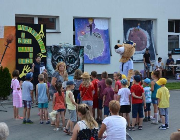 „Piotrusiowi i Zuzi- mali i duzi” – relacja z festynu