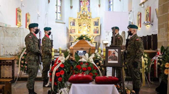 Ostatnie pożegnanie ppłk Mieczysława Żygłowicza. Kleeberczyk spoczął na Starym Cmentarzu w Jaśle